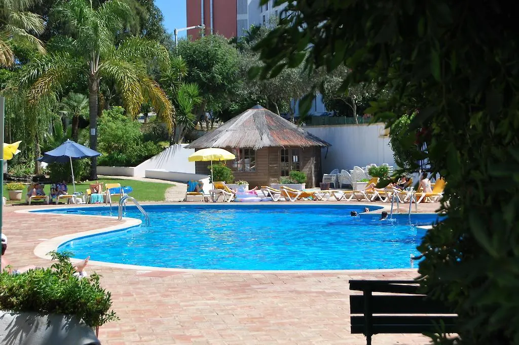 Alto Club Apartments 알보르 0*,  포르투갈