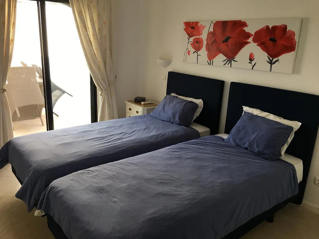 Alto Club Apartments 알보르 0*,  포르투갈