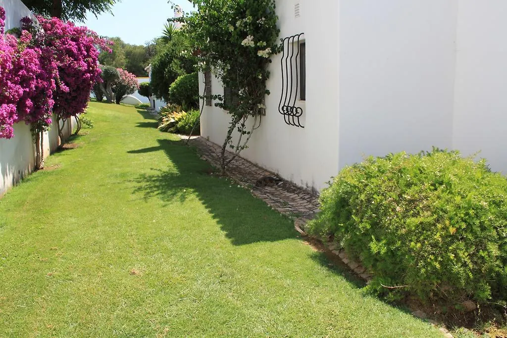 Alto Club Apartments 알보르 포르투갈
